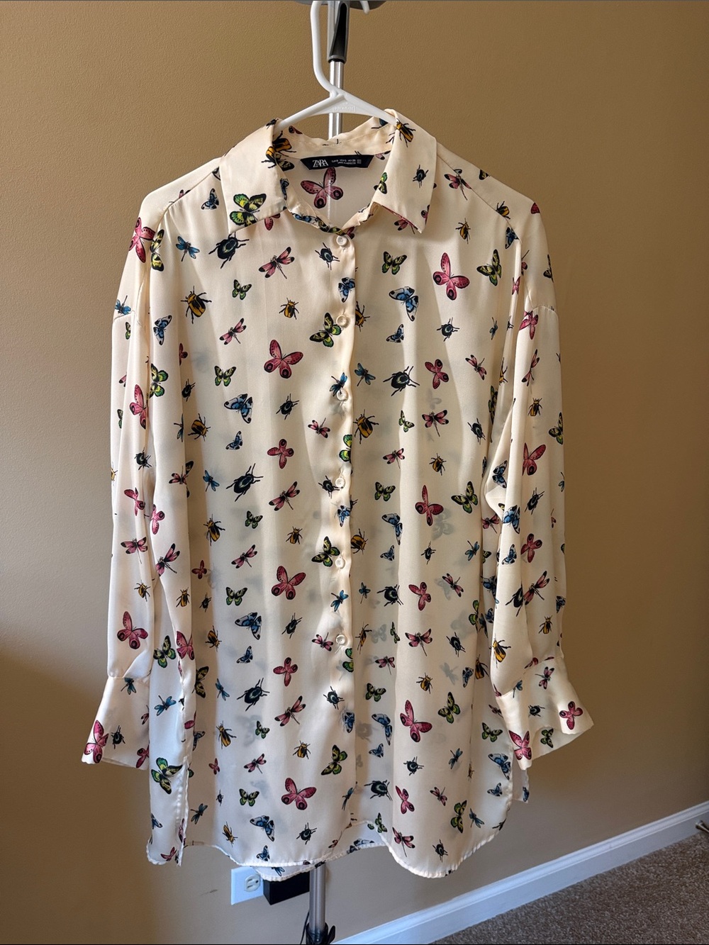 Zara oversized Cream Button-Down Shirt with Multicolor Butterfly Print